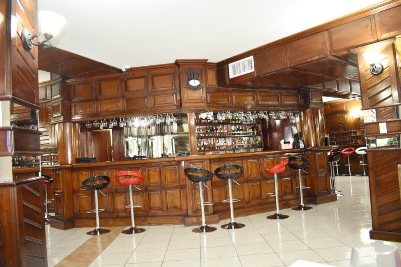 פורט-או-פרינס Constellation Hotel מראה חיצוני תמונה